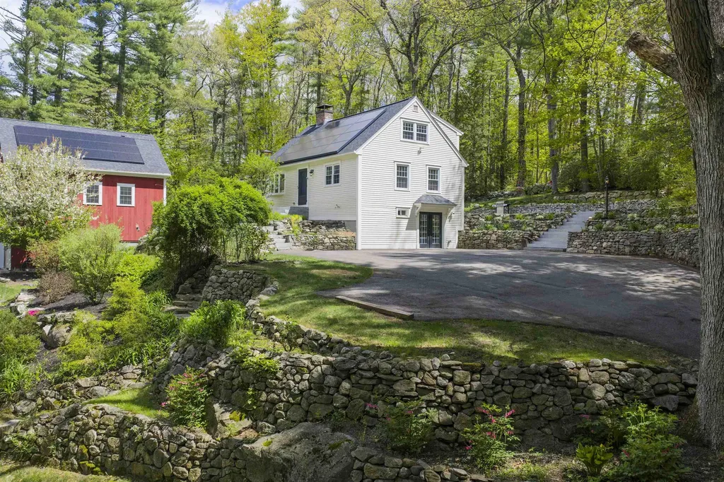 5 N Meadow Road Amherst NH 03031