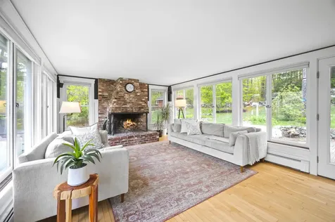 5 N Meadow Road Amherst NH 03031