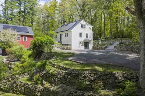 5 N Meadow Road Amherst NH 03031