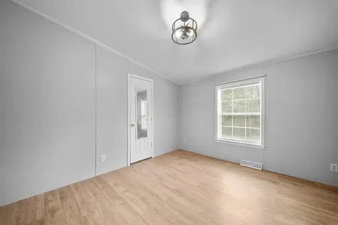 54 Spruce Drive Farmington NH 03835