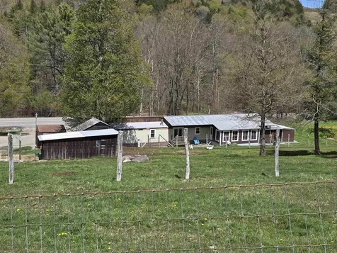 847 Simonsville Road Andover VT 05143