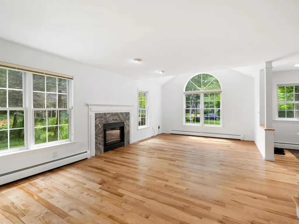 42 Cardinal Way Shelburne VT 05482