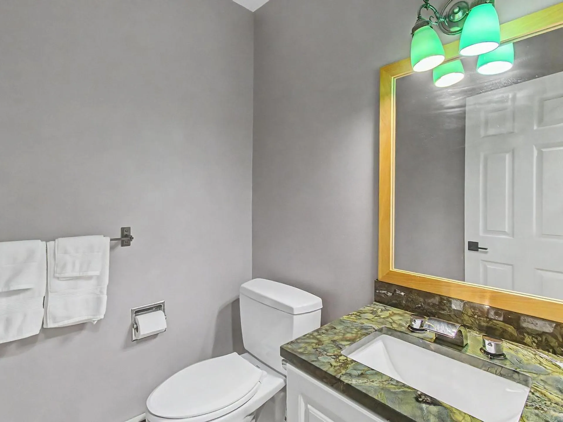 42 Cardinal Way Shelburne VT 05482