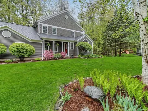 42 Cardinal Way Shelburne VT 05482