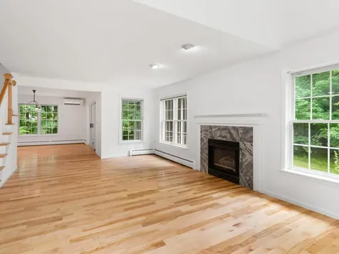 42 Cardinal Way Shelburne VT 05482