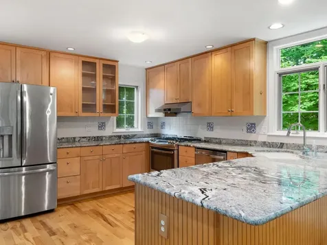 42 Cardinal Way Shelburne VT 05482