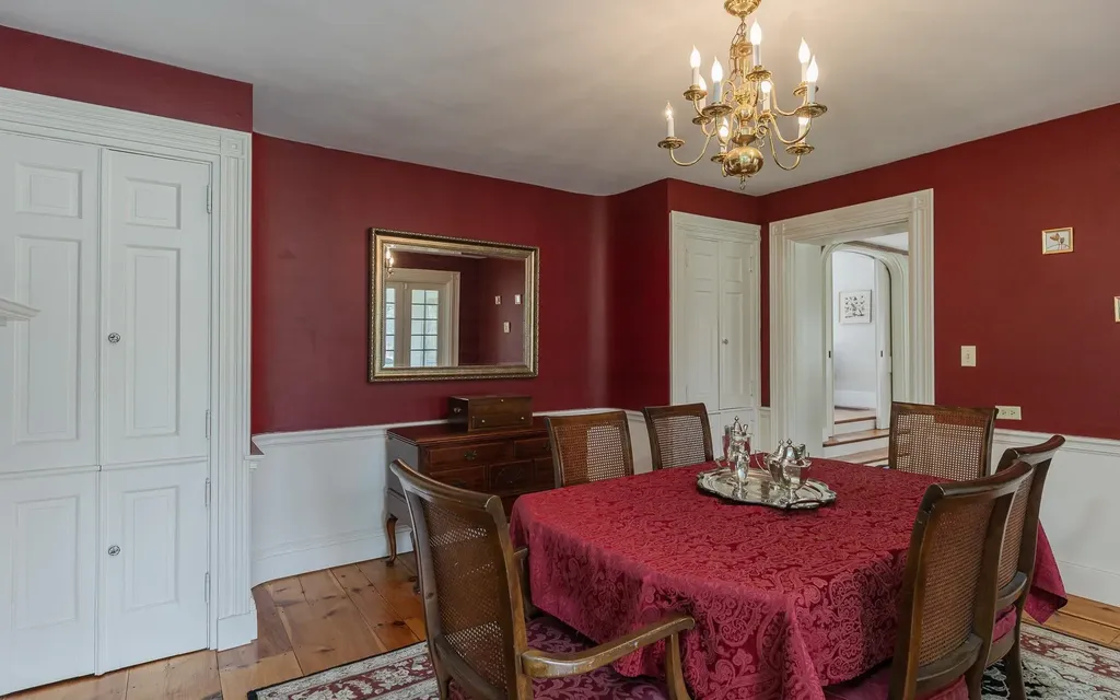 93 Rhododendron Road Fitzwilliam NH 03447