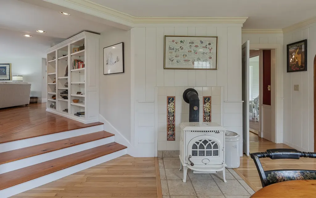 93 Rhododendron Road Fitzwilliam NH 03447