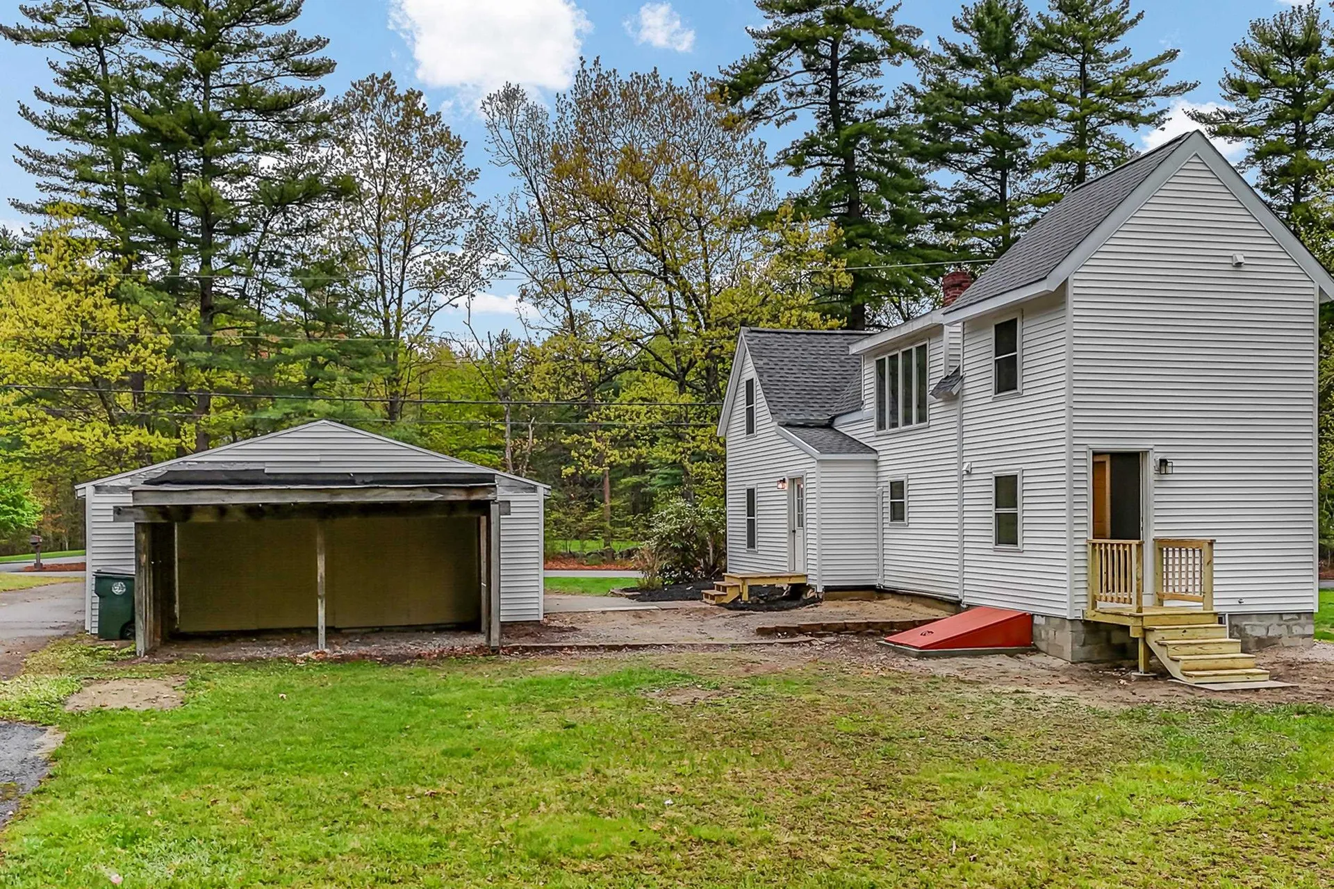 1299 Lake Shore Road Manchester NH 03109