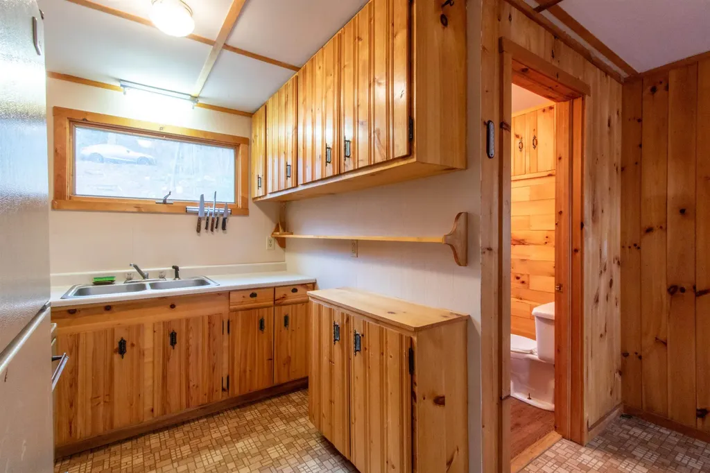 586 Cottage Road Averill VT 05903