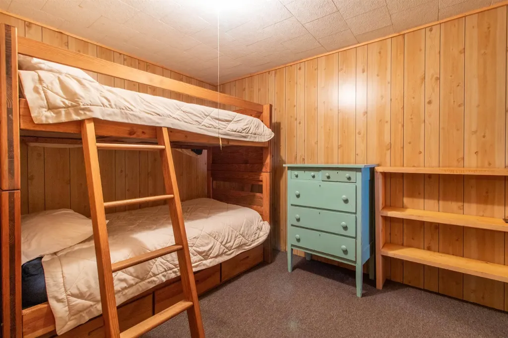 586 Cottage Road Averill VT 05903