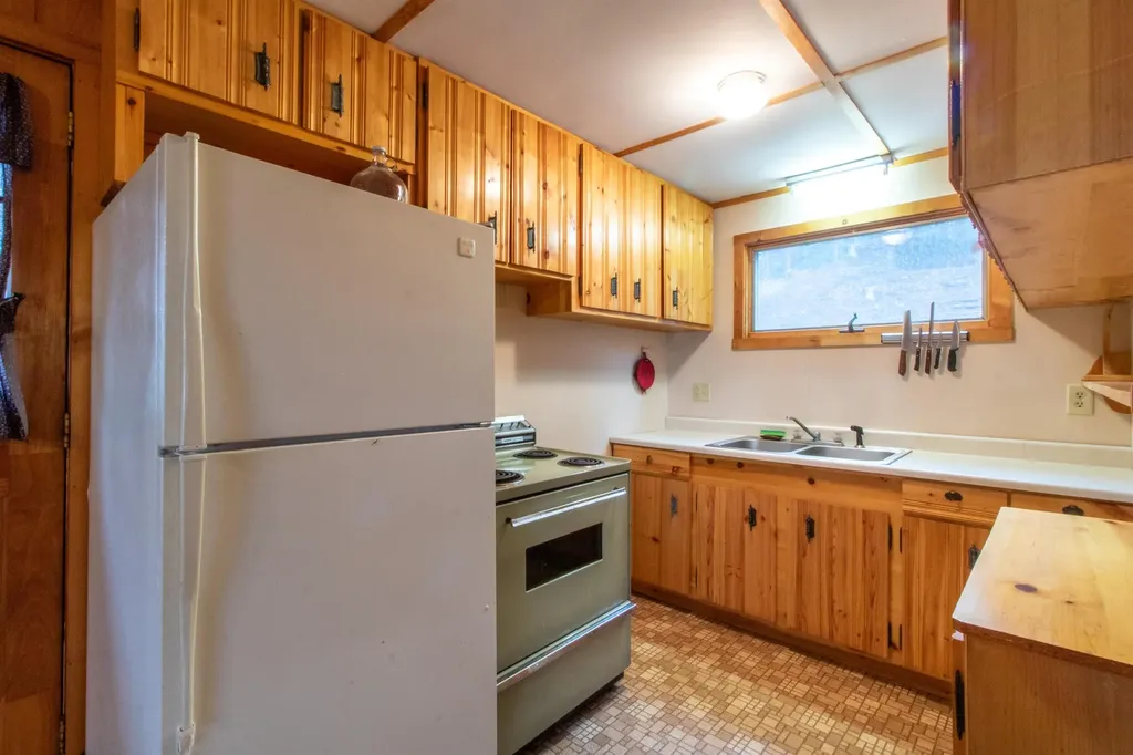 586 Cottage Road Averill VT 05903