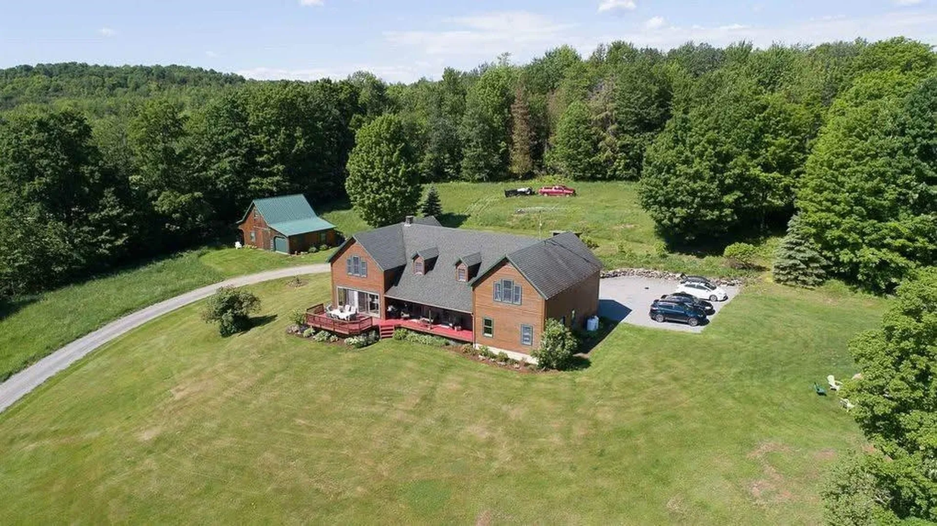 Newport Town VT, 6095 Lake Road
