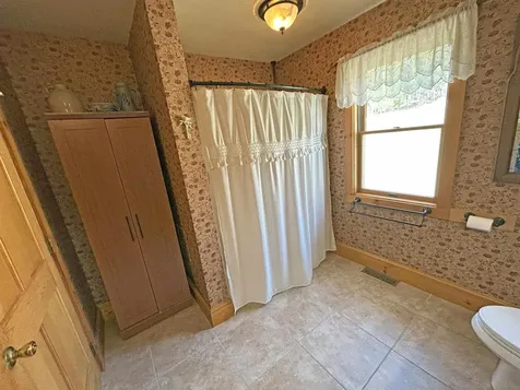 6095 Lake Road Newport Town VT 05855