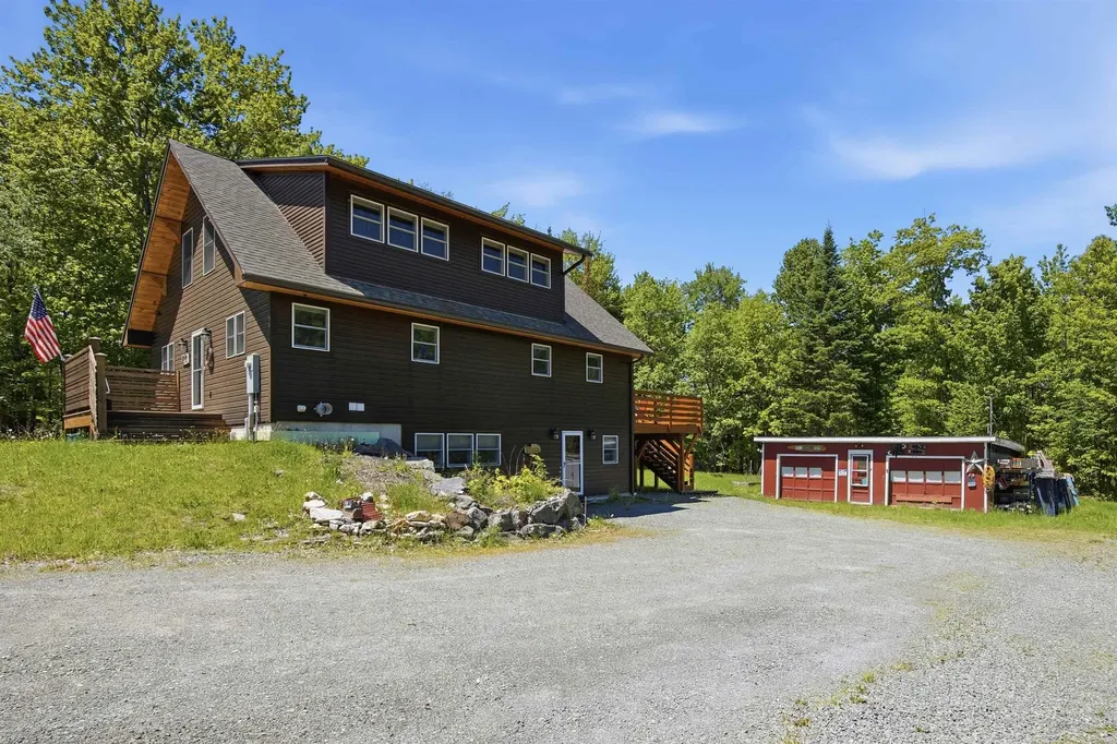 93 Elm Street Lancaster NH 03584