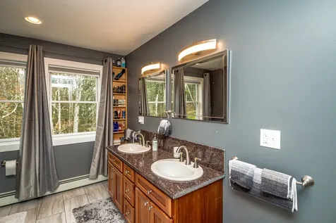 93 Elm Street Lancaster NH 03584