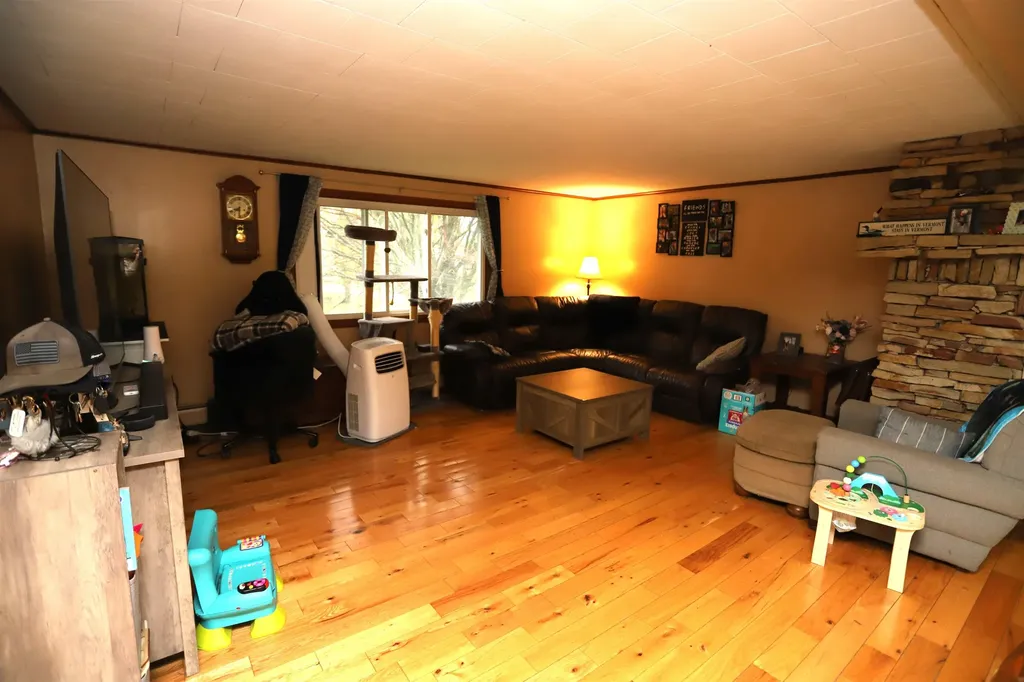 315 Jackson Street Newport City VT 05855