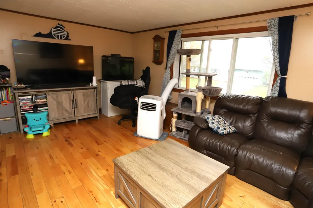 315 Jackson Street Newport City VT 05855