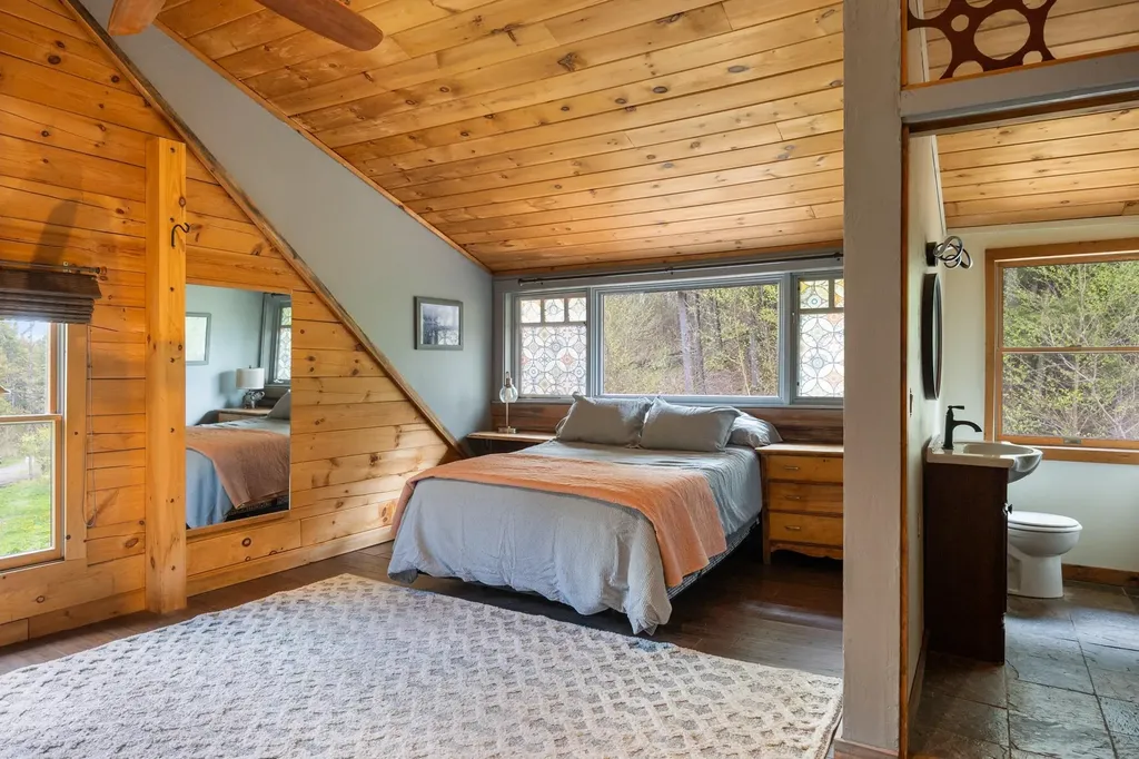 1899 Rousseau Road Royalton VT 05068