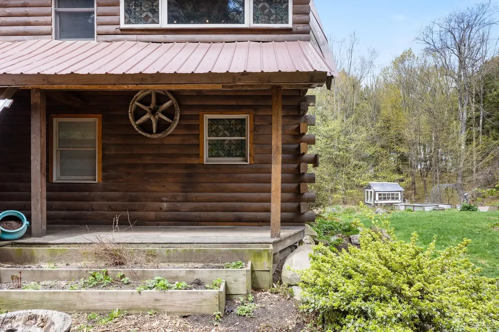 1899 Rousseau Road Royalton VT 05068