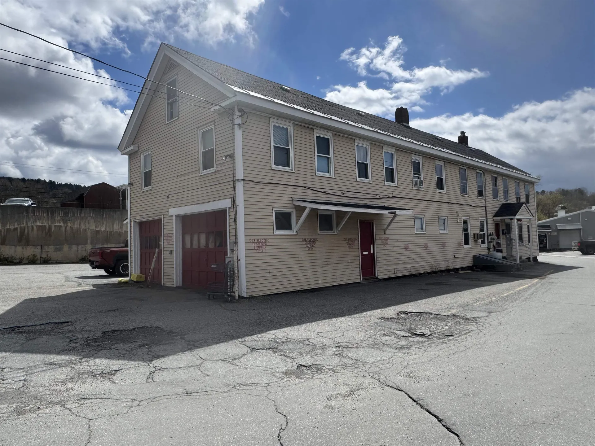 16 Railroad Avenue Lebanon NH 03784