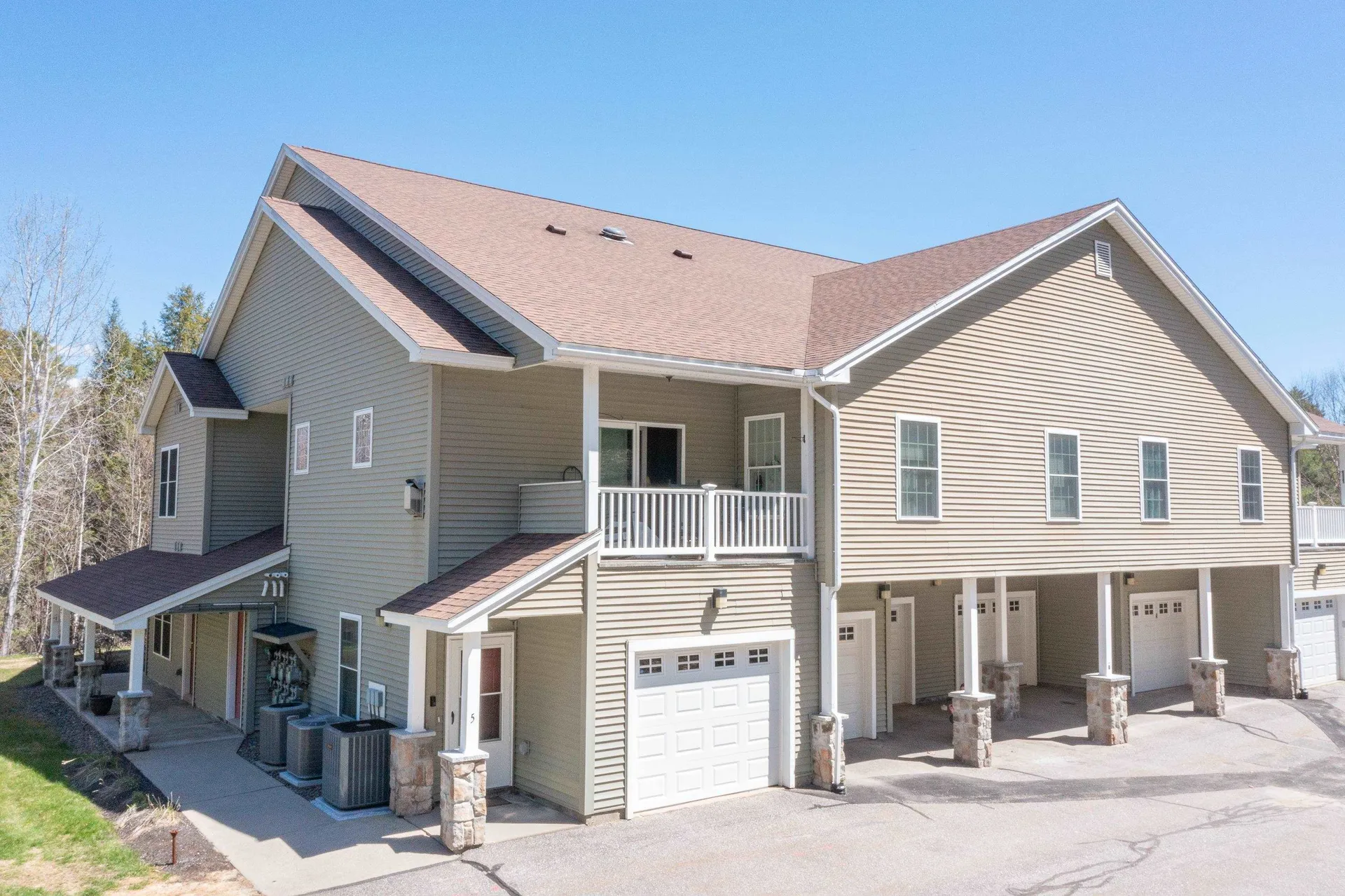 8 Blueberry Hill Road Plymouth NH 03264