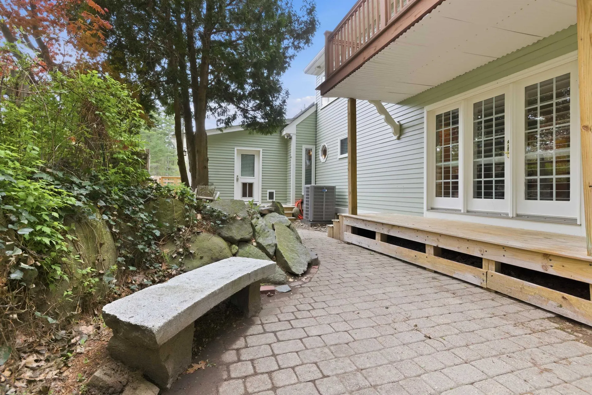 42 Nason Road Hampton Falls NH 03844