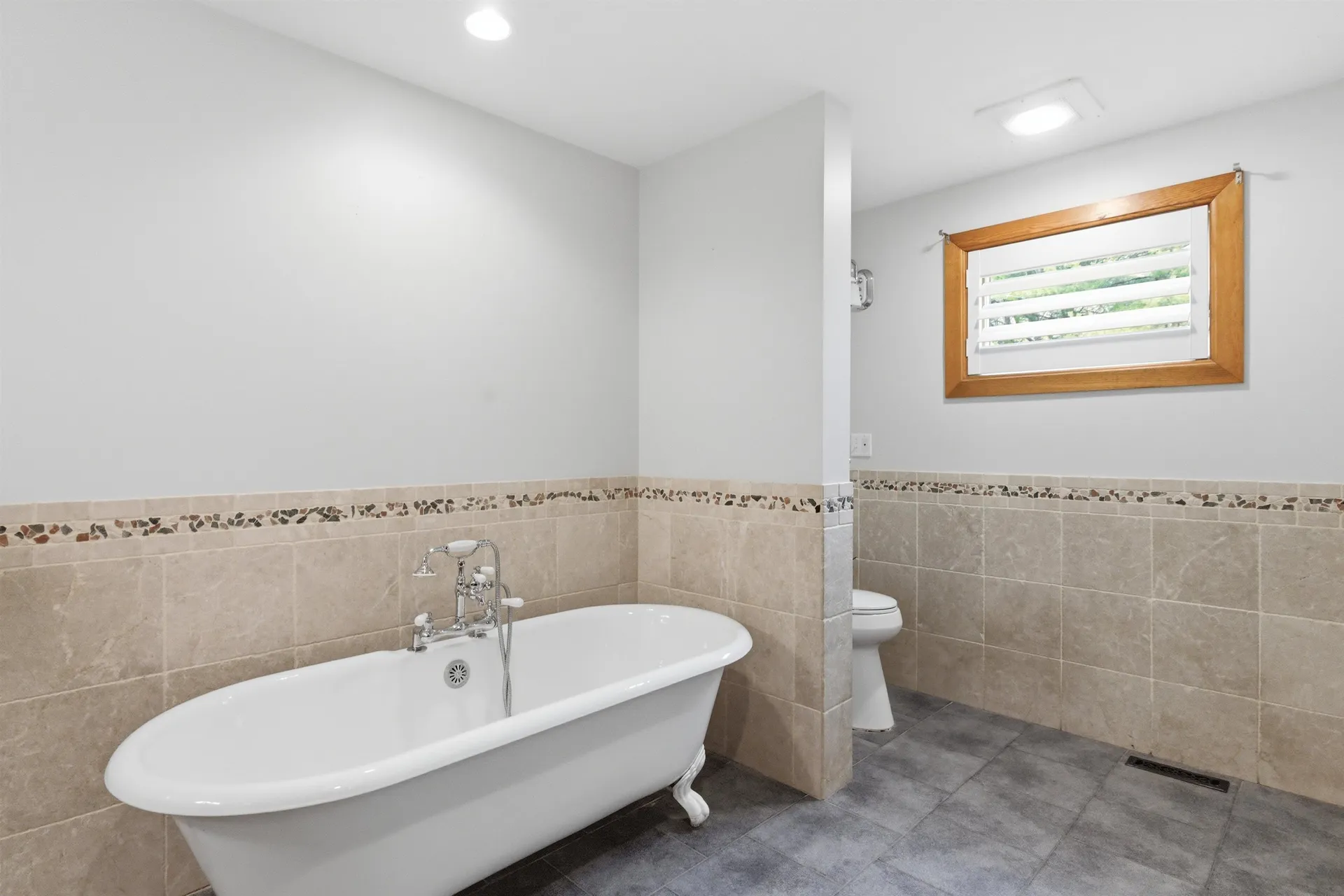 42 Nason Road Hampton Falls NH 03844