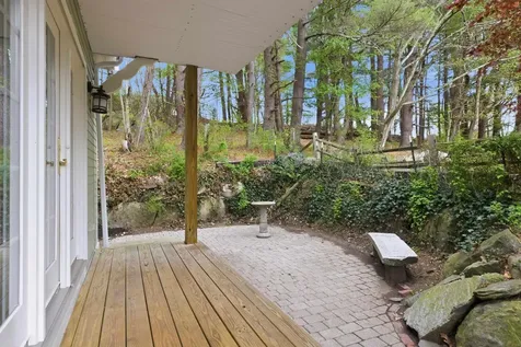 42 Nason Road Hampton Falls NH 03844