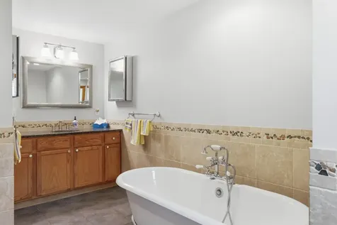 42 Nason Road Hampton Falls NH 03844