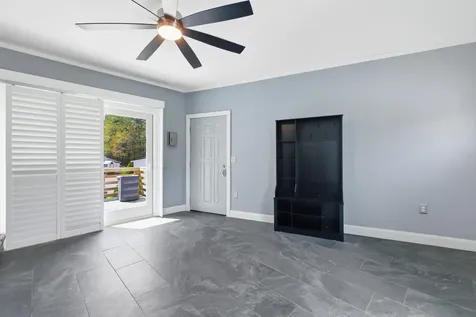 42 Nason Road Hampton Falls NH 03844