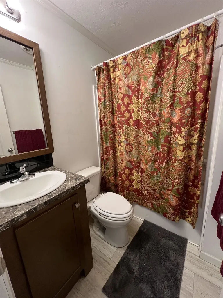 27 Adams Park Rye NH 03870