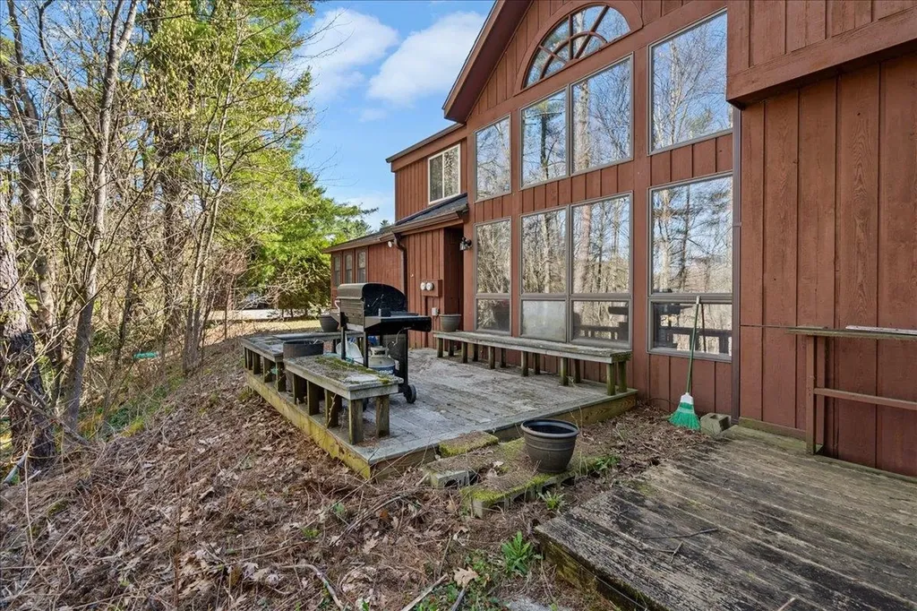 20 Greenfield Road Essex Junction VT 05452