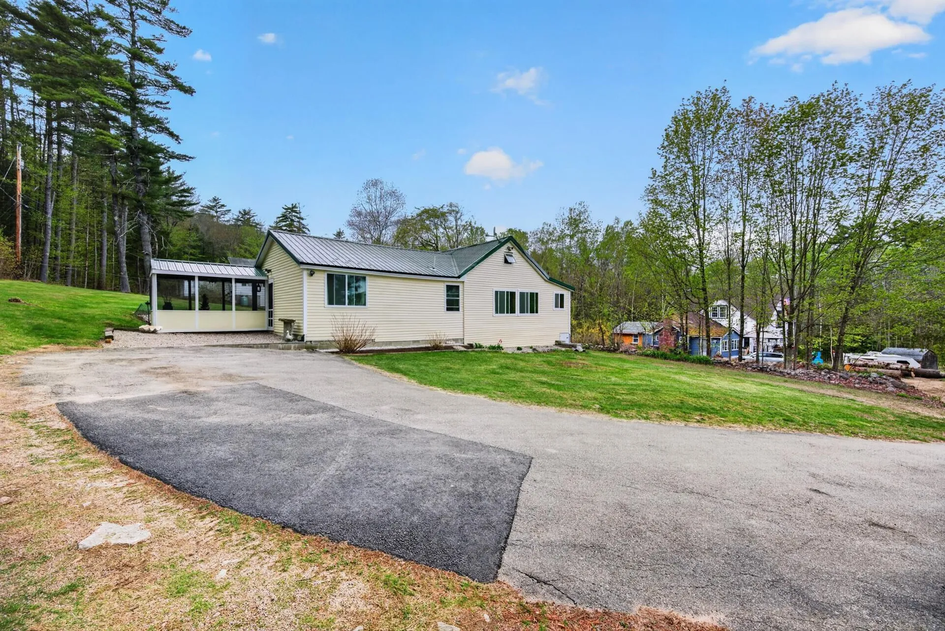 94 Bonnyman Road Effingham NH 03882