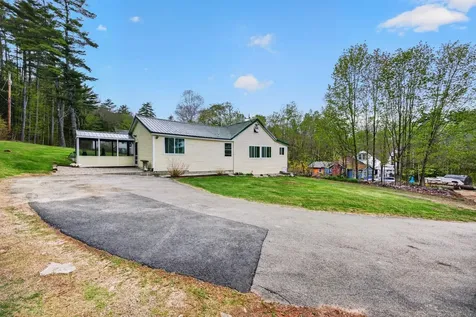 94 Bonnyman Road Effingham NH 03882