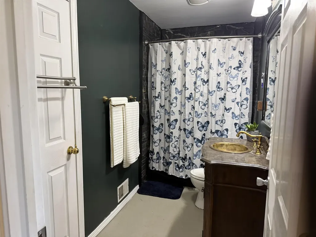 12 Watson Street Pittsfield NH 03263