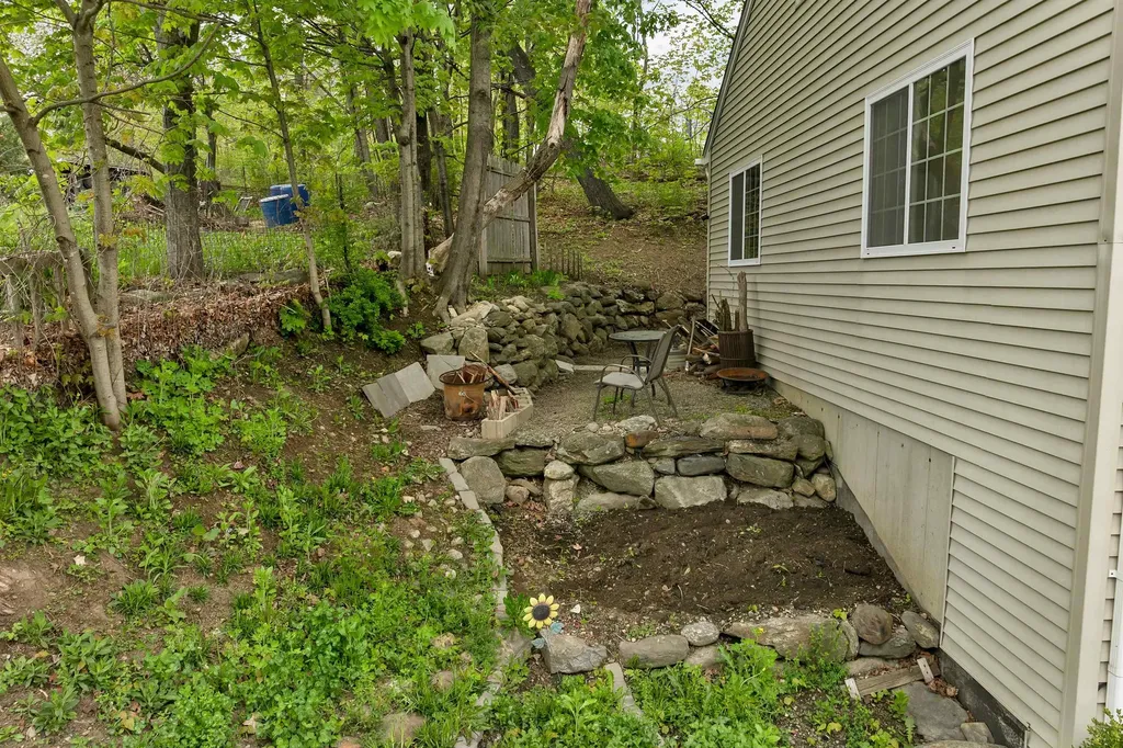 12 Watson Street Pittsfield NH 03263