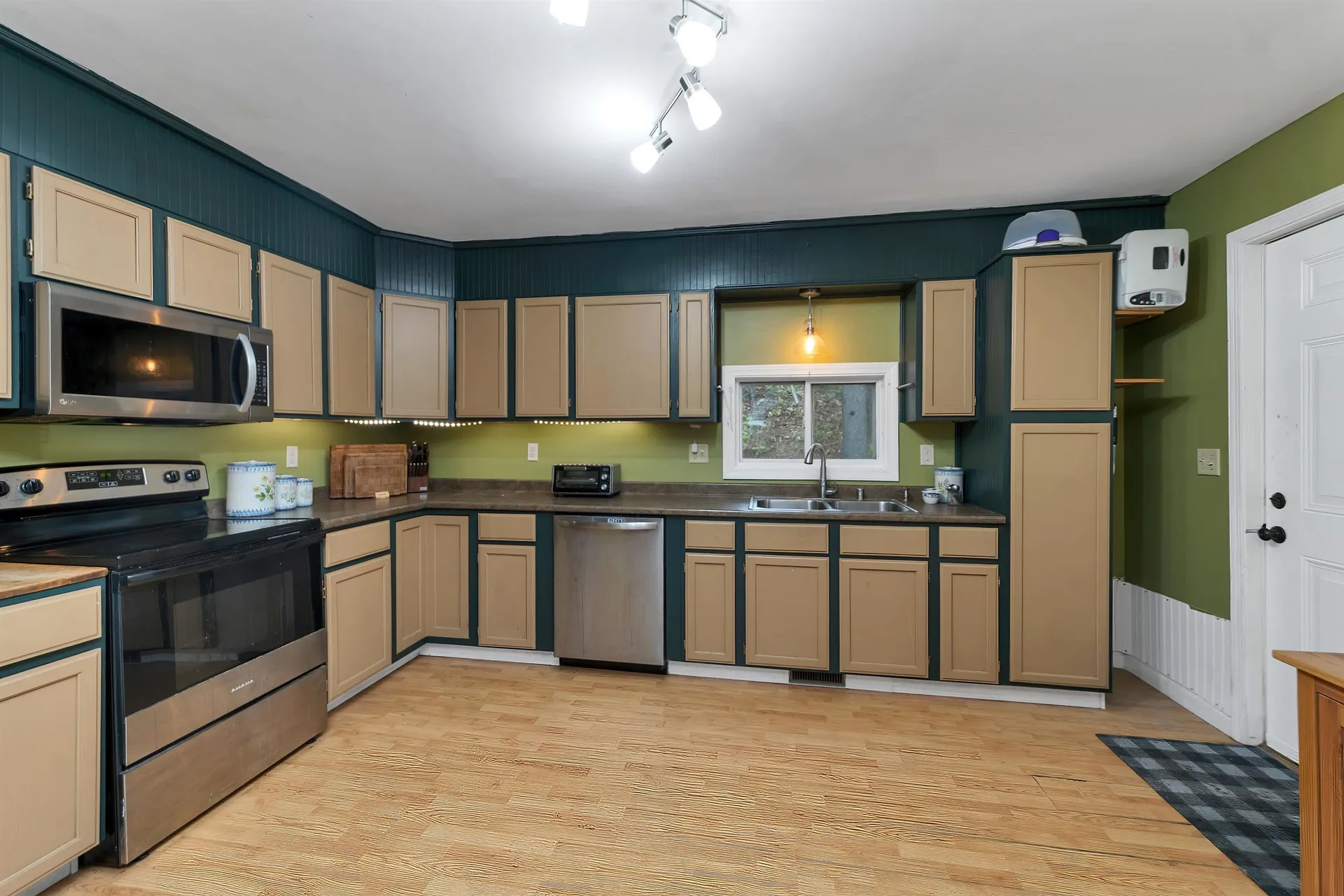 12 Watson Street Pittsfield NH 03263