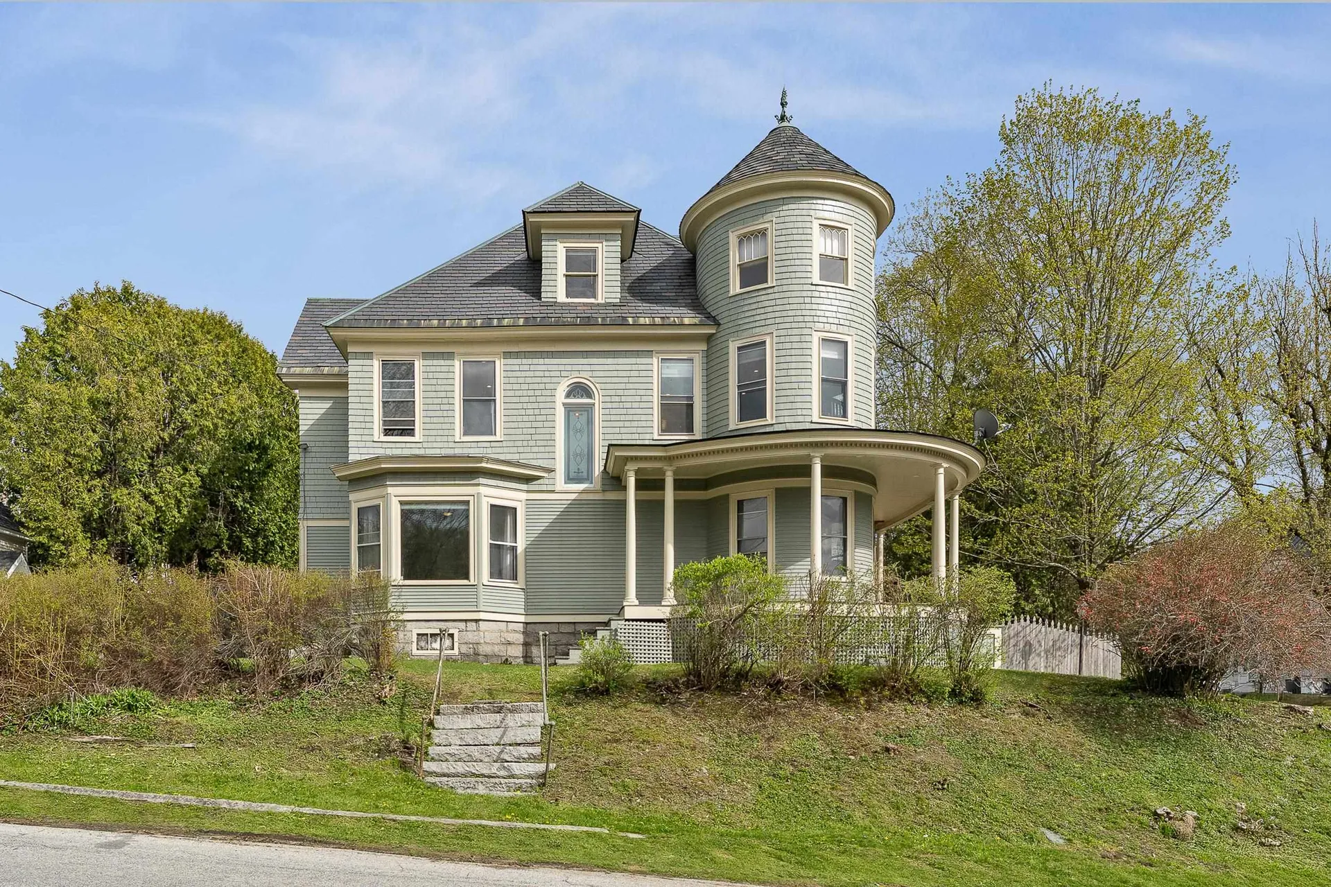 102 Orange Street Barre City VT 05641