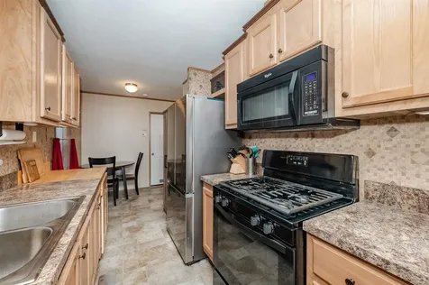 7 D'amours Avenue Rochester NH 03839