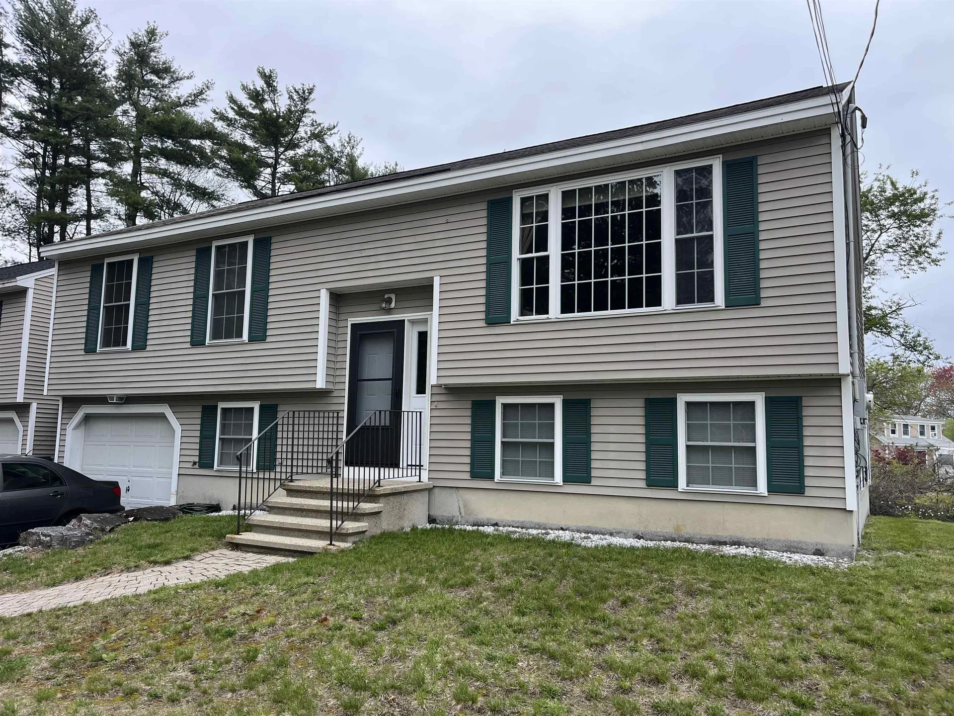 223 S Main Street Seabrook NH 03874