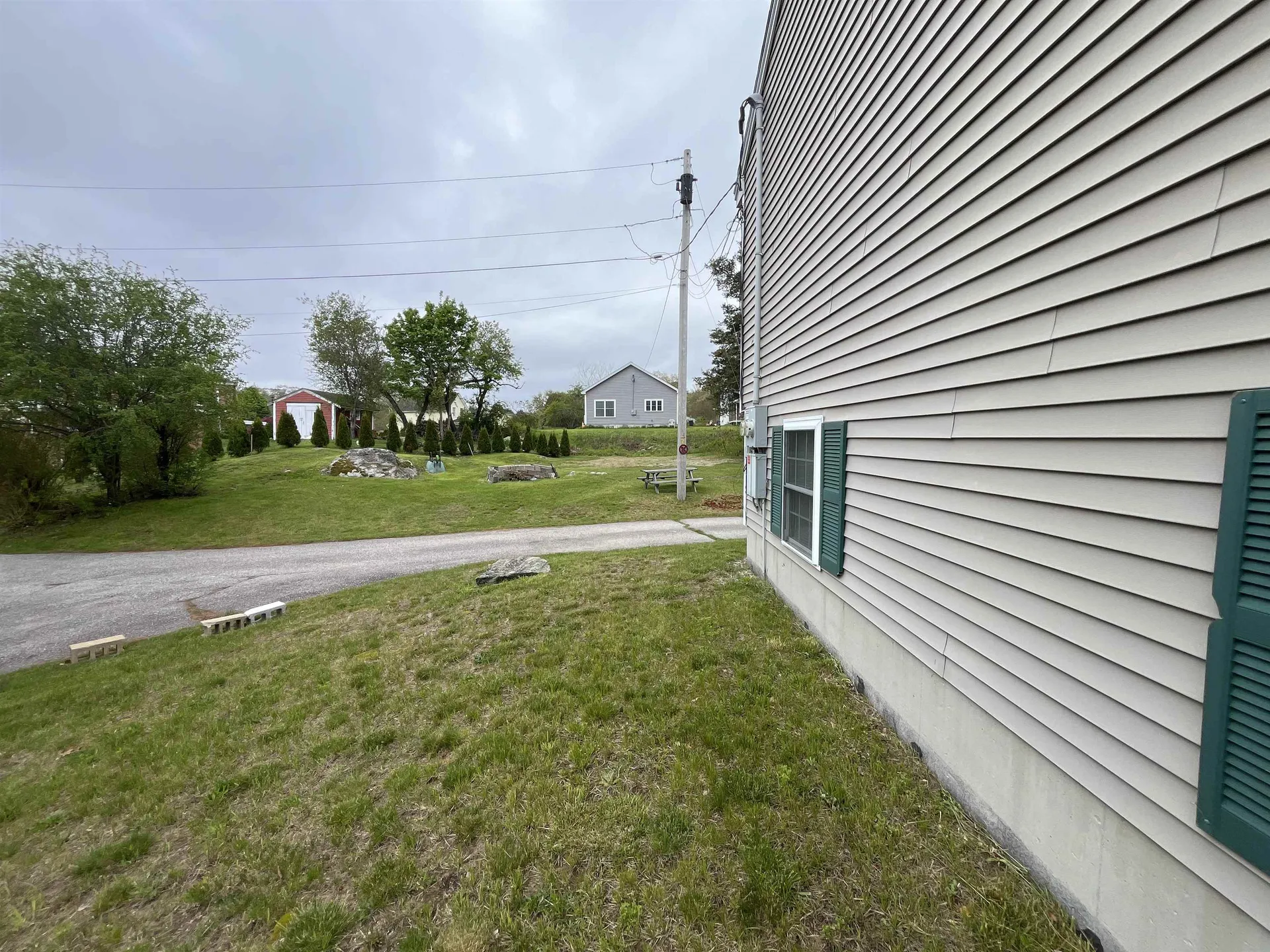 223 S Main Street Seabrook NH 03874