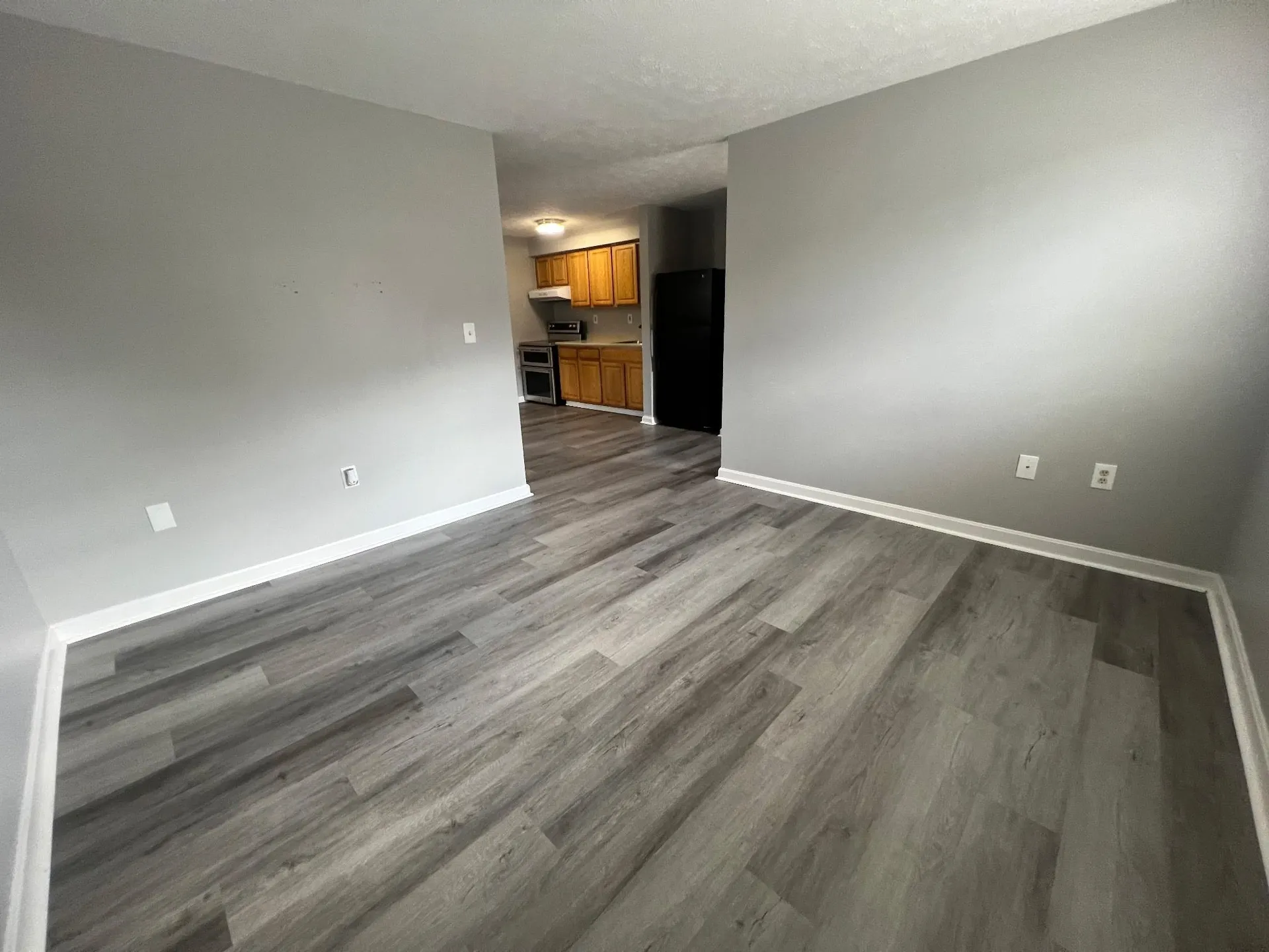 24 Ledge Street Nashua NH 03060
