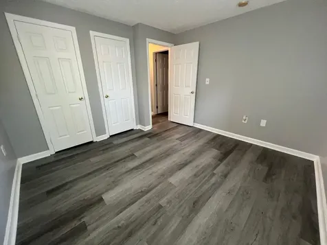 24 Ledge Street Nashua NH 03060