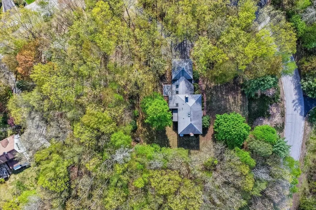 44 Brick Mill Road Bedford NH 03110