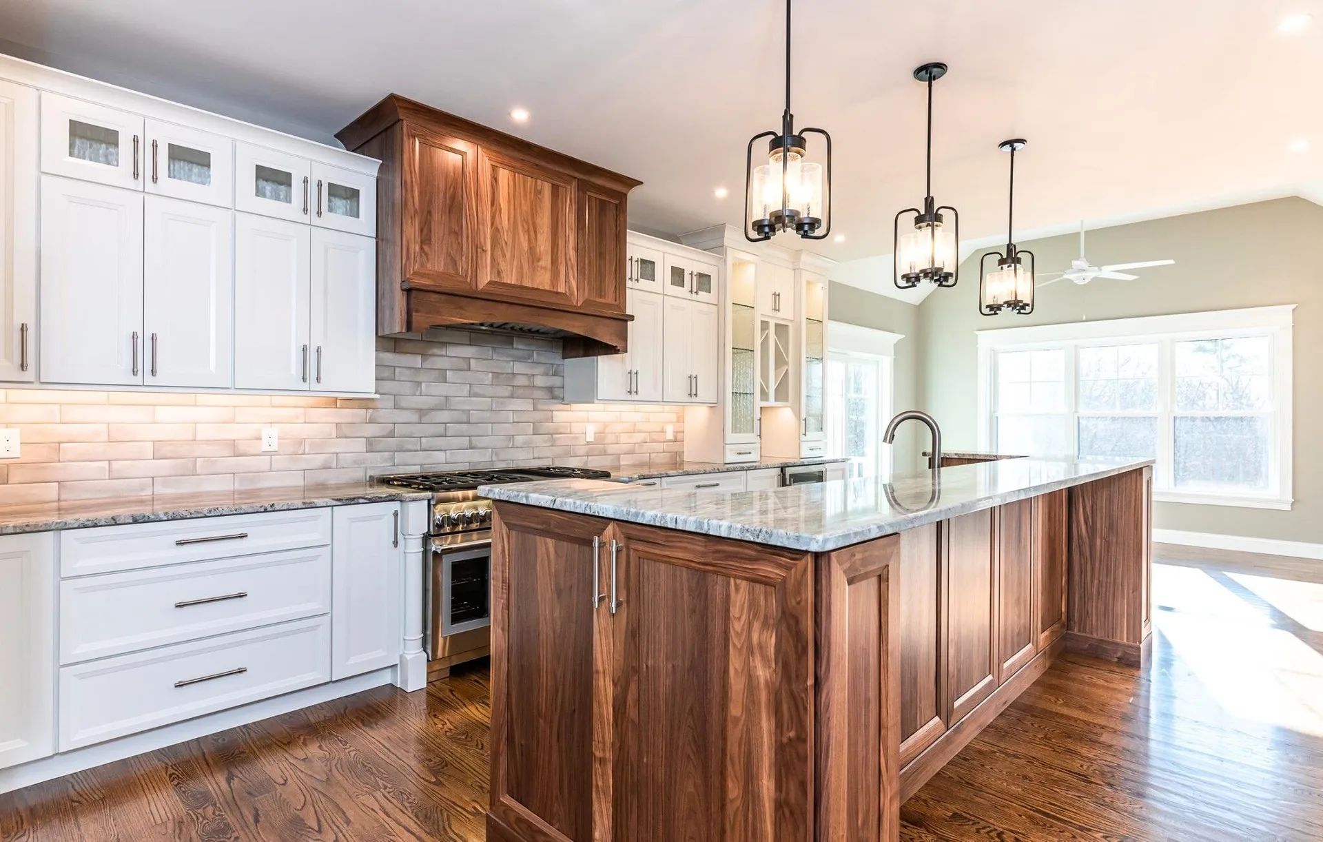 22 Hilliard Road Kensington NH 03833-5516