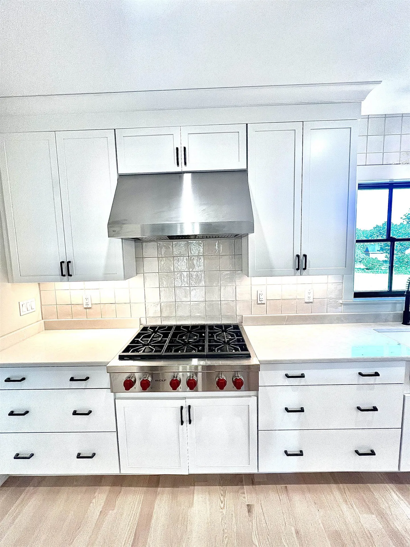 22 Hilliard Road Kensington NH 03833-5516