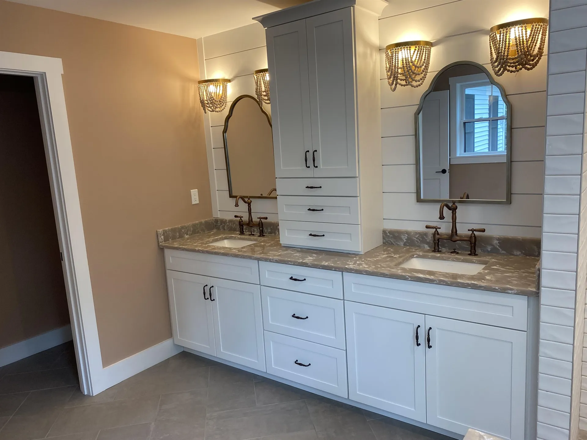 22 Hilliard Road Kensington NH 03833-5516
