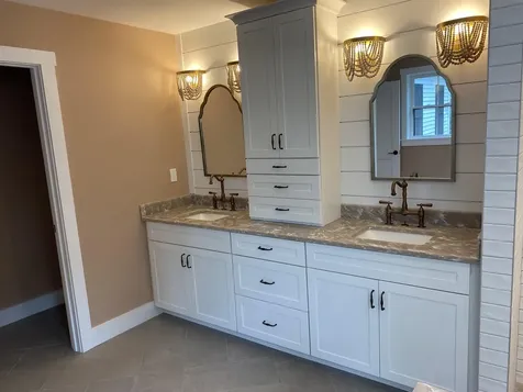 22 Hilliard Road Kensington NH 03833-5516