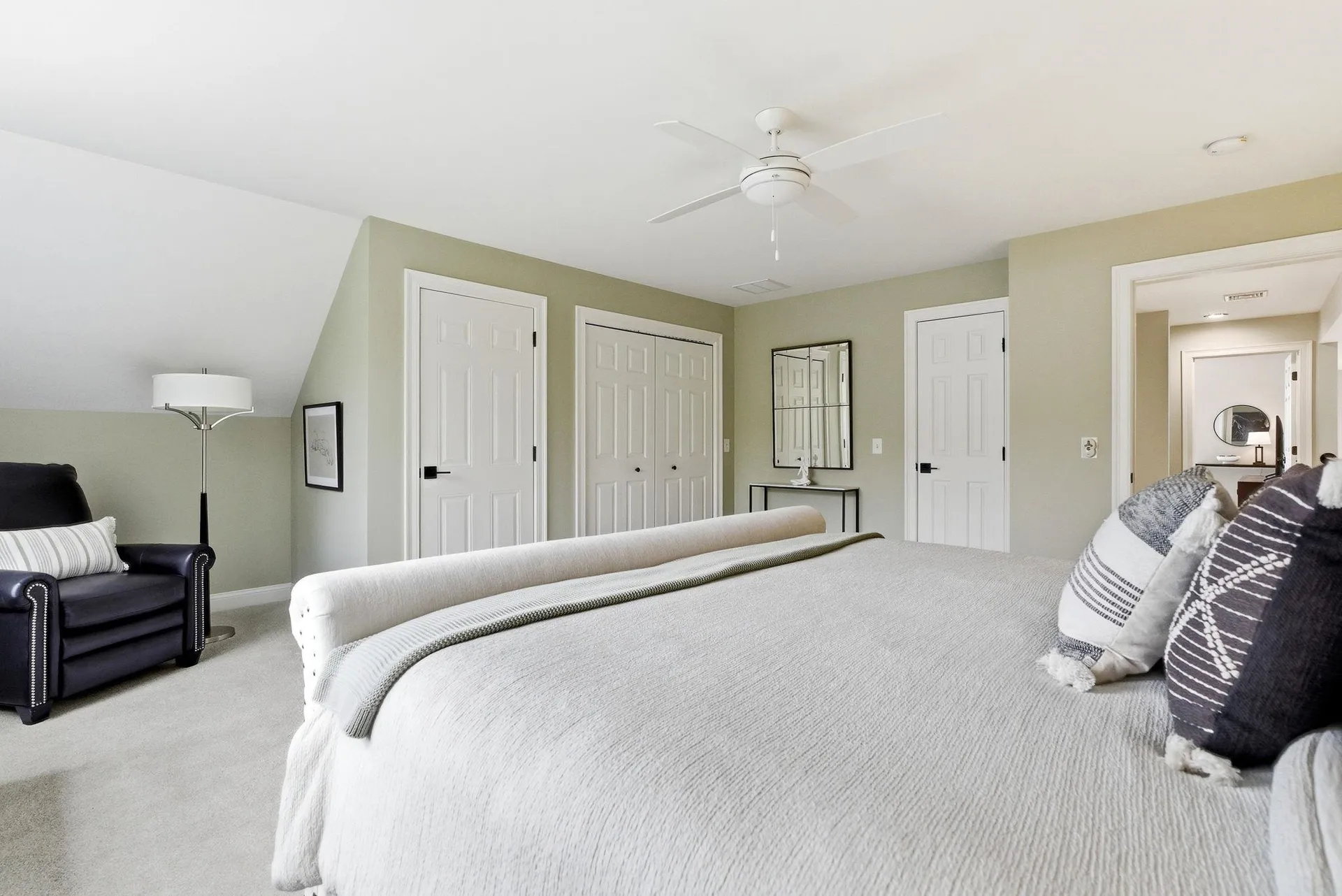 28 Greenvale Drive Stratham NH 03885